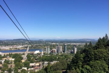 portland-aerial-tram-city-skyline-views-high-up-buildings-skyscrapers-mt-hood