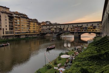 ponte-vecchio-old-bridge-florence-italy-river