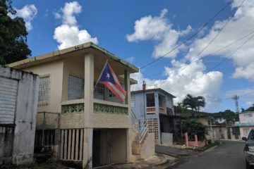 vieques-island-puerto-rico-flag-houses