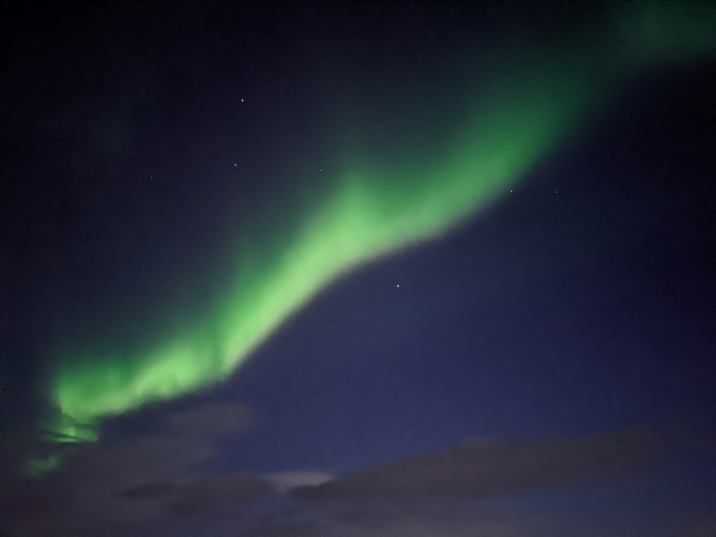 Northern Lights Solo Hunting Guide: Maximize Chances Of Seeing Aurora!